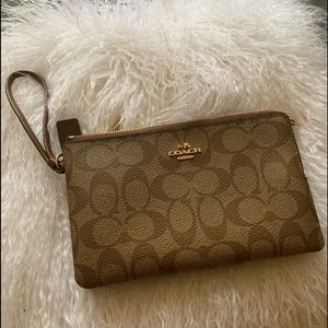 Coach Double Zipper Wristlet